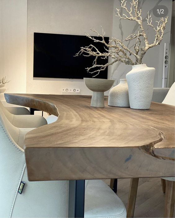 Маса от дърво и епоксидна смола / Холна / Трапезна