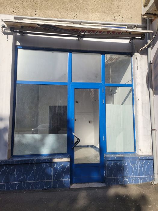 Vand spatiu comercial in zona garii