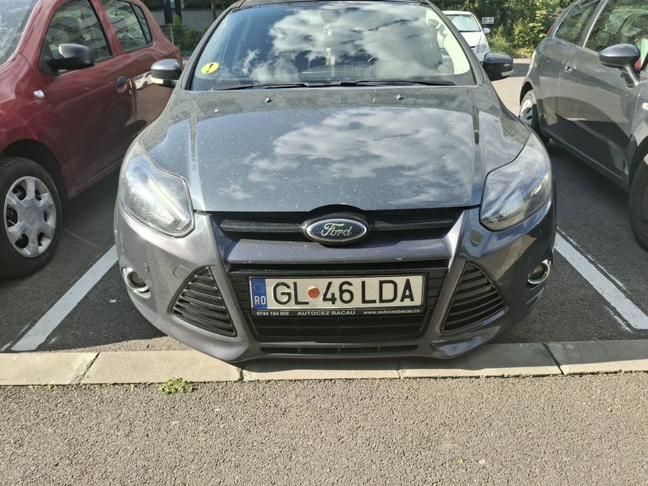 Vând Ford Focus Titanium