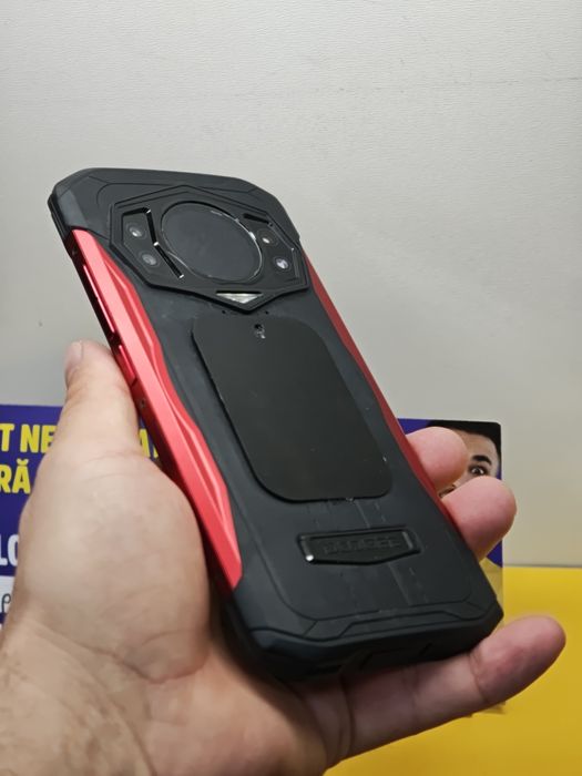 Doogee S98 de santier
