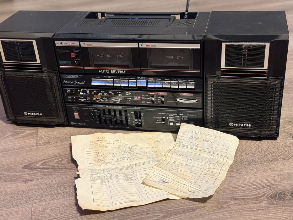 HITACHI TRK-W550E със документи