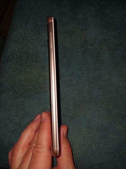 Срочно продам .одни руки Redmi 5 plus