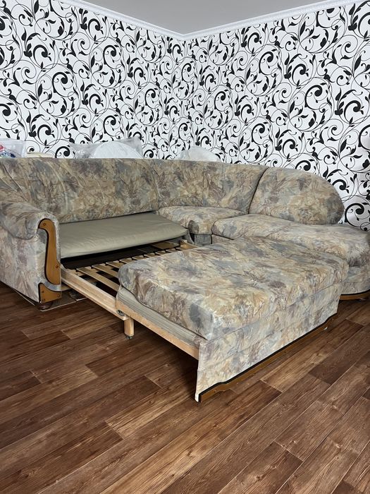 Угловой раскладной диван