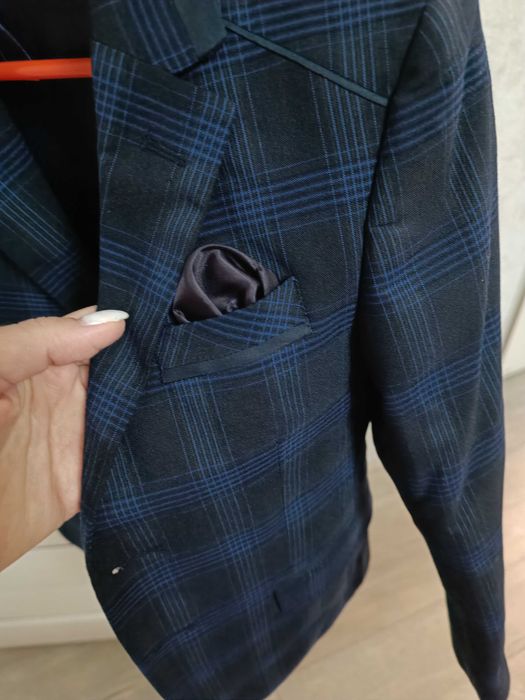 Продам костюм  для мальчика