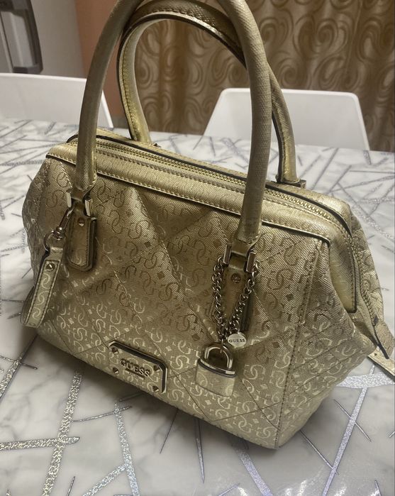Guess originala auriu