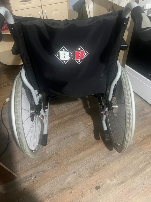 Продается медицинская коляска, привезённая с Европы.