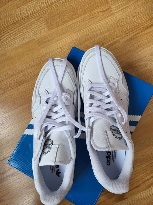 Кроссовки Adidas Supercourt