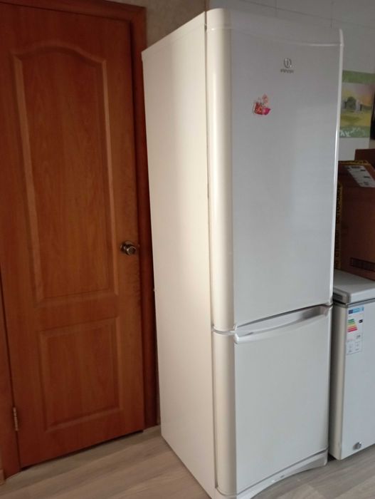 Холодильник в хорошем состоянии