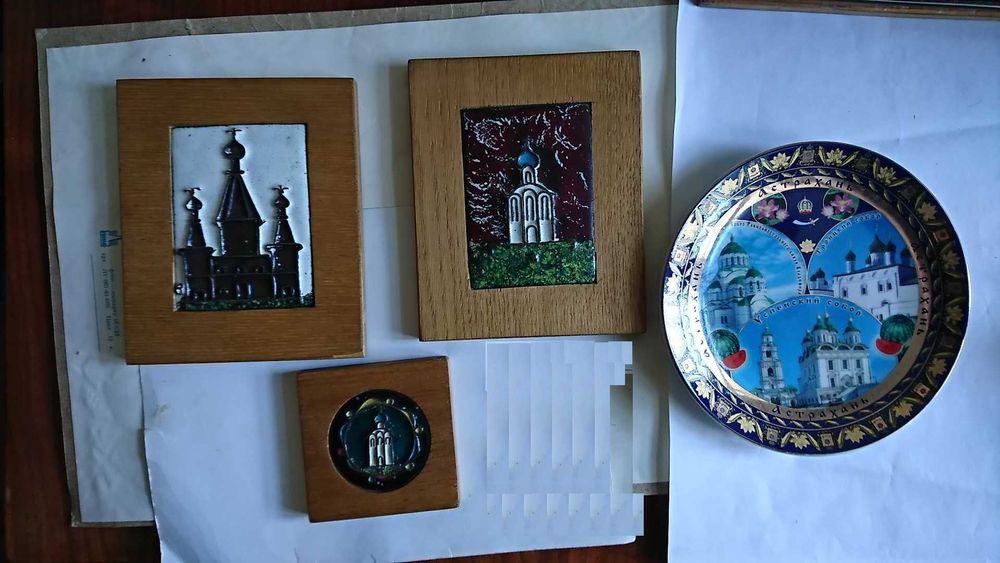 Сувениры настенные