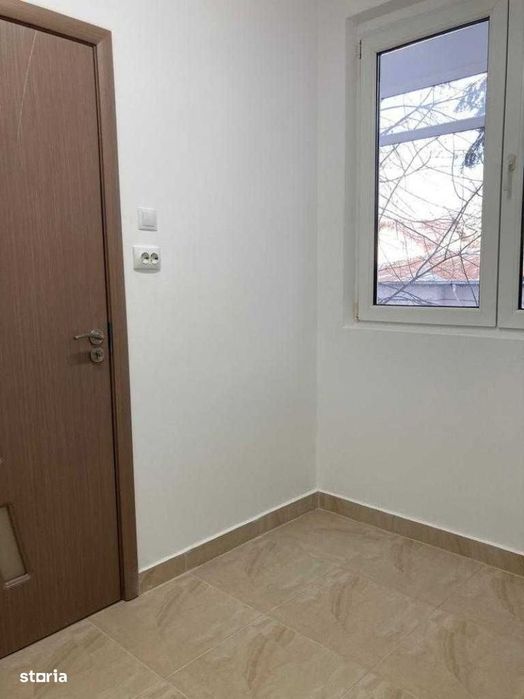 Ion Mihalache (1 Mai ) / Renovat / Metrou 5 Minute / Imobil Fara Risc