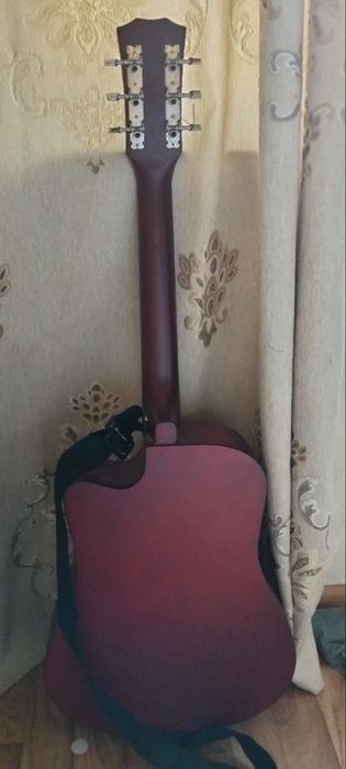 гитара акустическая