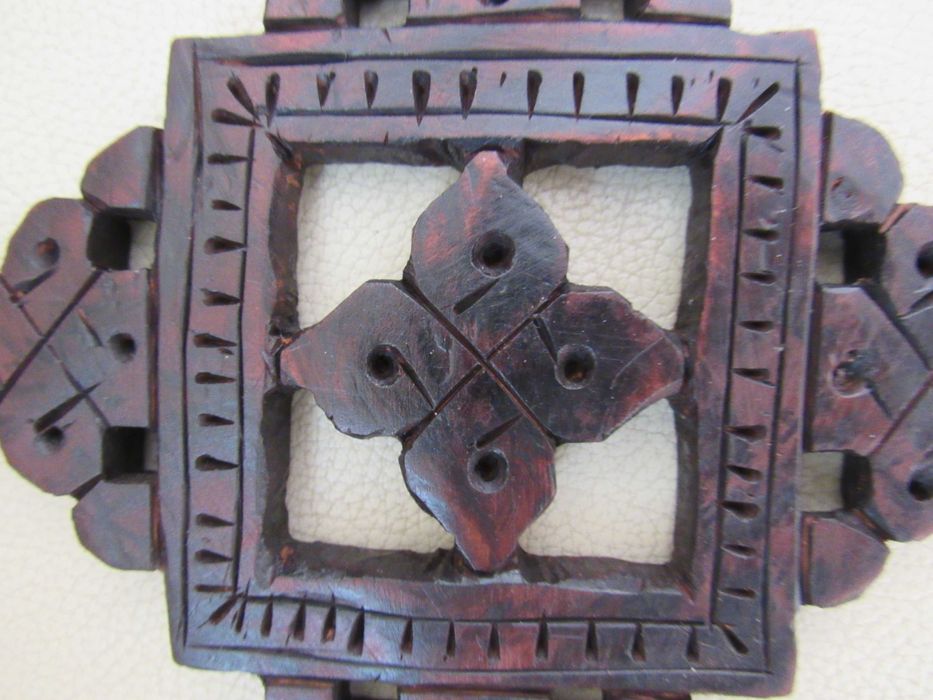 Дървен християнски кръст от Етиопия