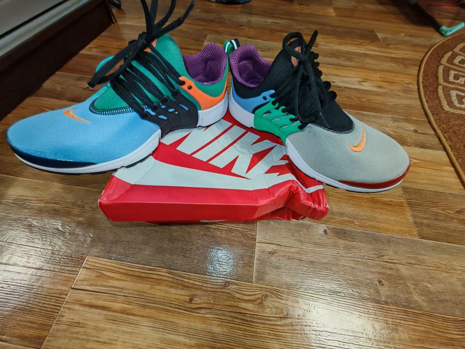 Продам кроссовки Nike