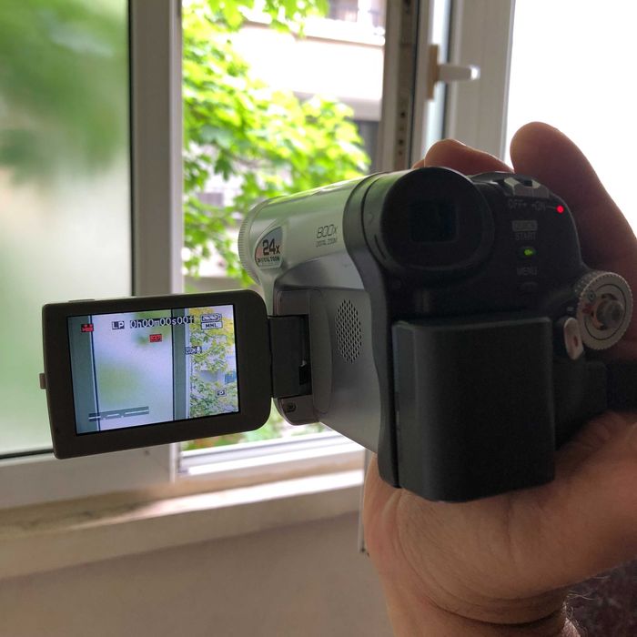 Panasonic NV-GS17E "PAL" Mini DV Camcorder