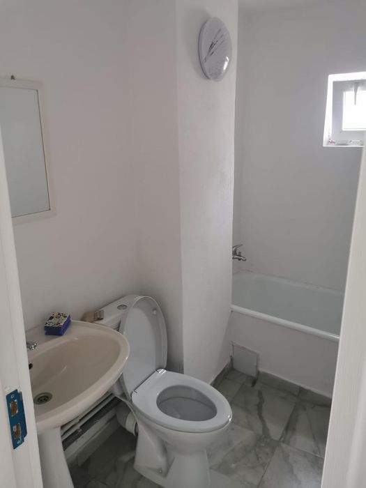 Vând apartament