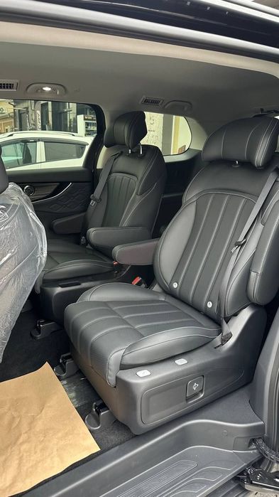 Dongfeng Forthing V9