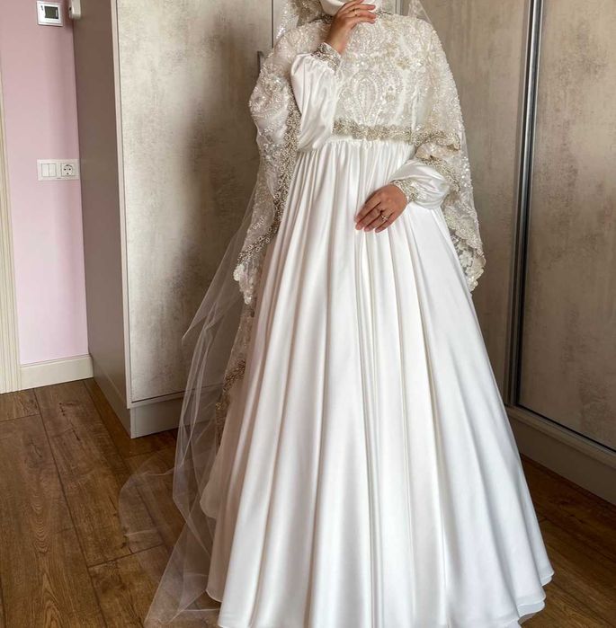 Свадебное платье