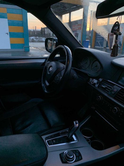 Vand BMW X3 F25 3.0D 2012