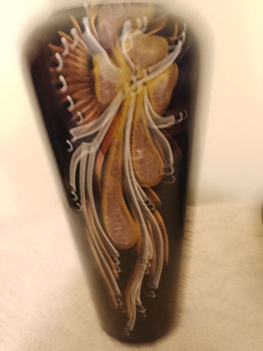 Комплект ваза ,съдче за ядки/ бонбониера/ от цветно стъкло