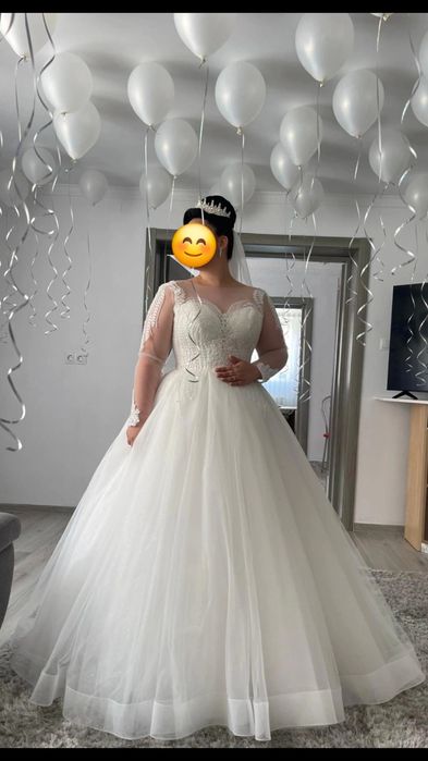 Vand rochie de mireasa