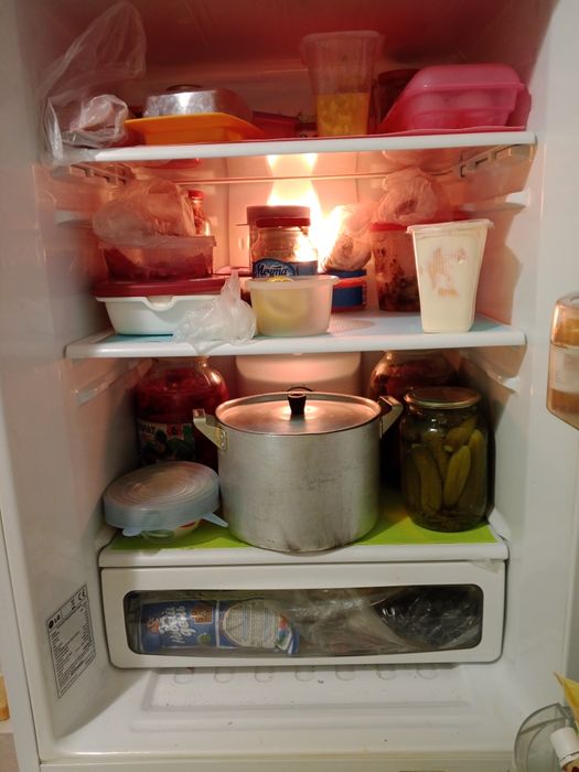 Холодильник LG продам