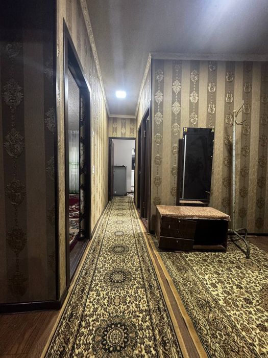 Чирчик шахар 8 м/р 3х Нархи 43.000$ Бош толов ва паспорт бн Ипотека