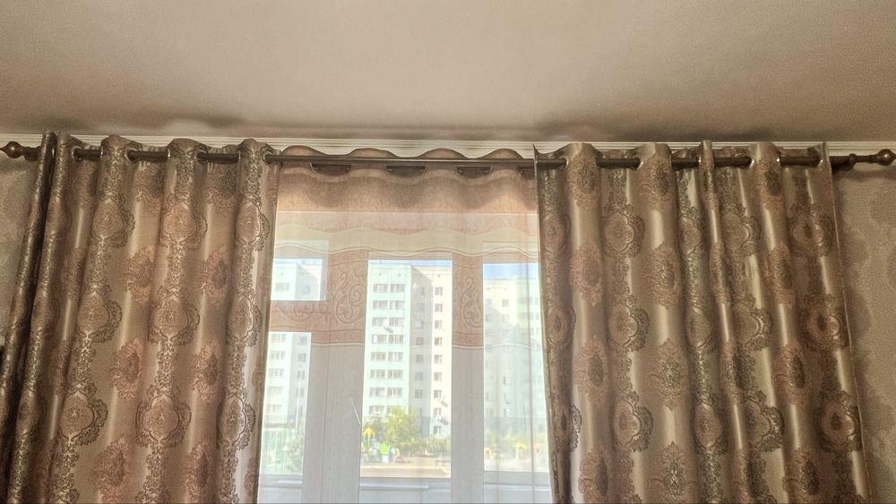 Перделер, Шторы с карнизом в комплекте