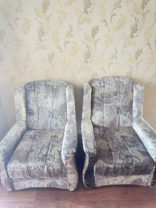 Кресло .Обе 20000 тенге