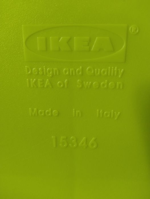 Продам стол и стулья. Фирмы "IKEA".