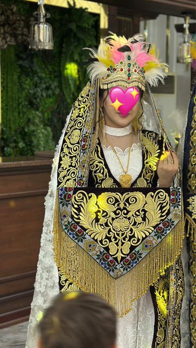 Зар халат полный комплект,продаётся идеальном состояние