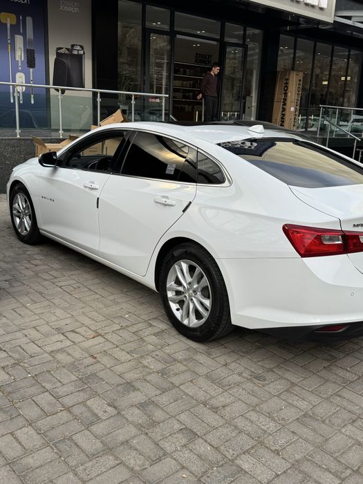 Chevrolet Malibu 2018 — 2
