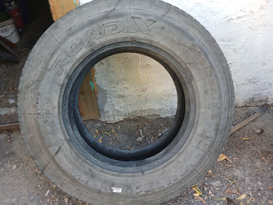 Шина 235/75/17.5