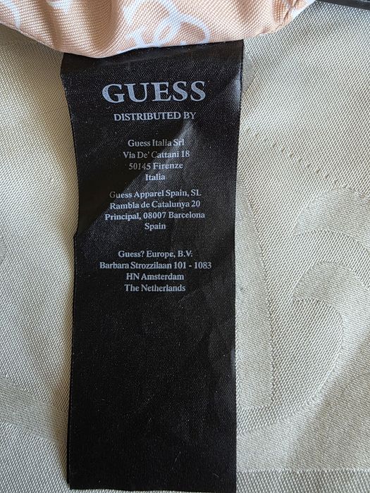 Guess оригинална дамска чанта