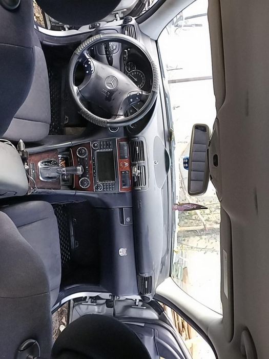 Mercedes -Benz cutie automata