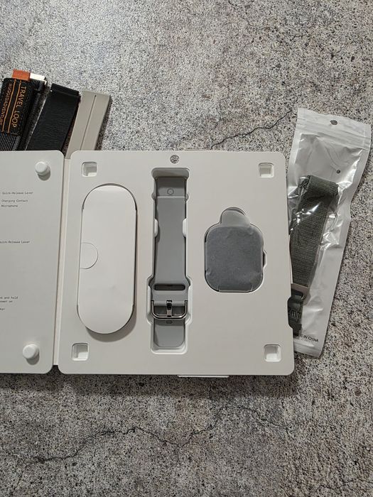 Продавам cmf watch pro