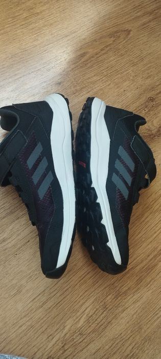 Детски пролетни Adidas Terrex 39 и 1/3 за момче
