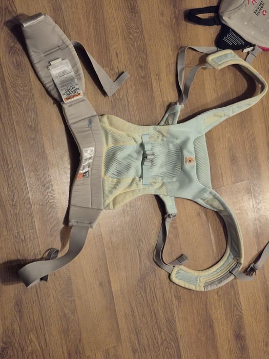 Sistem de purtare Ergobaby Aerloom