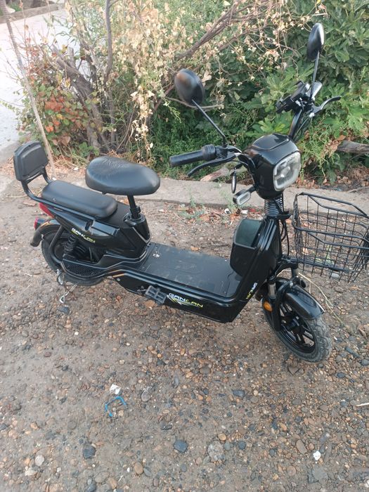 Elektron Sukuter Srochni sotiladi..