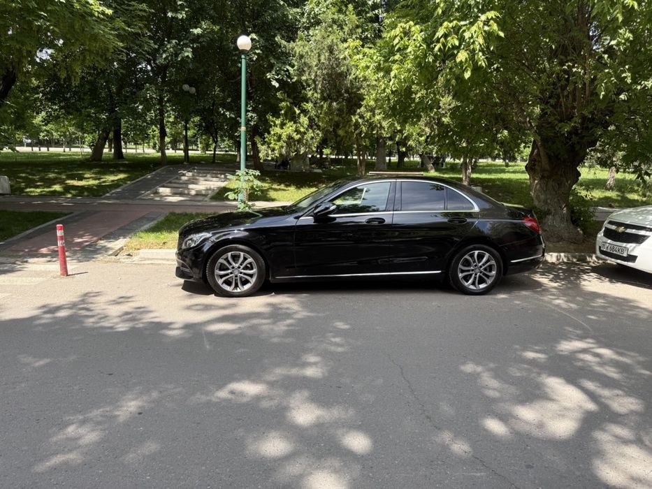 Mercedes-Benz C180 W205