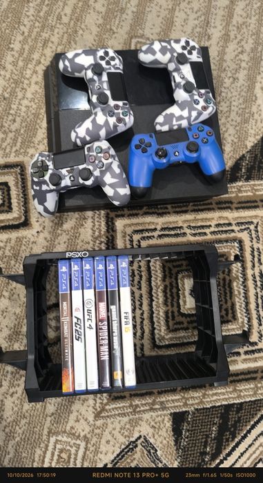 PS4 Fat с 6 играми