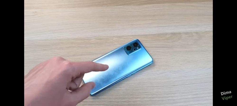 Telfon sotladi yoki abmen