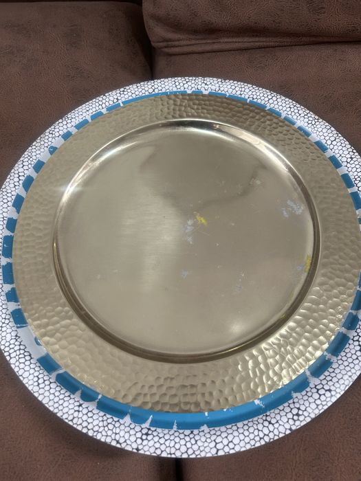 2 подноса больших zara