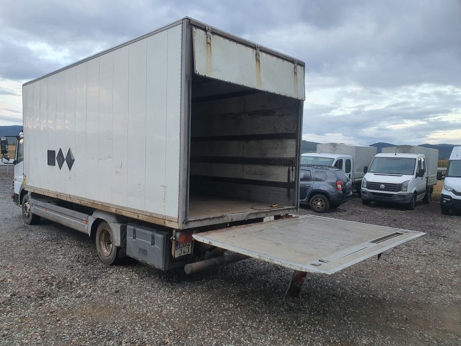Vand cub+Lift de Mercedes Atego