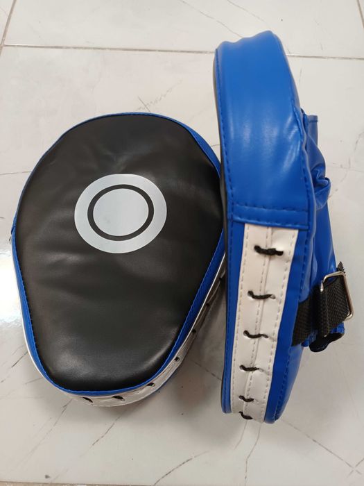 Боксови лапи извити 2бр, мишена за бокс и кикбокс, боксови ръкавици