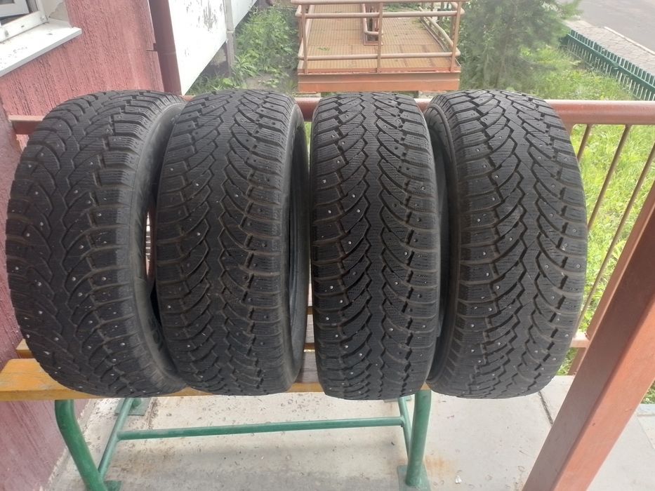 Продам б/у зимнию резину R16