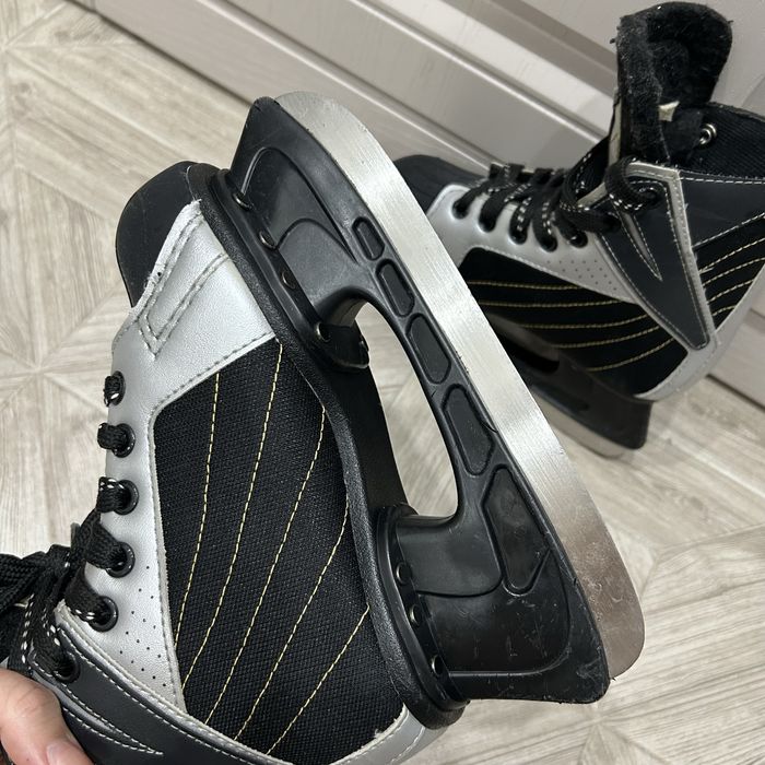 Коньки детские 33 размер