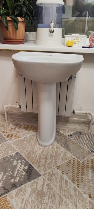 Продам раковину для ванной комнаты