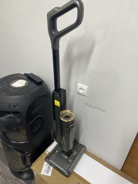 Пылесос Foura  EWV-D09