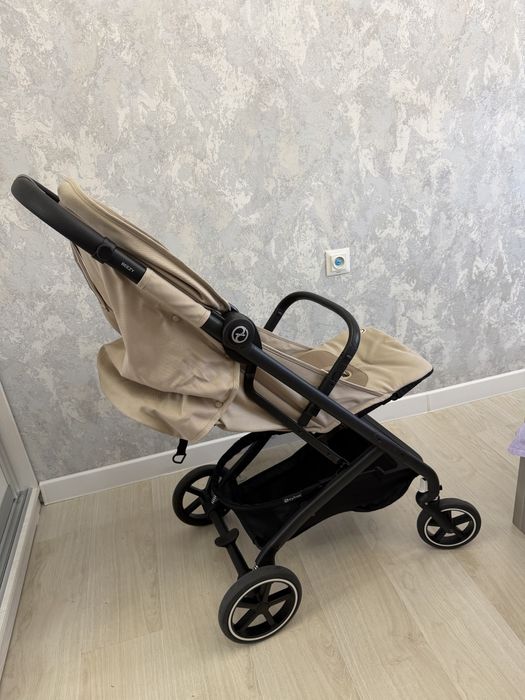 Продам б/у коляску Cybex Beezy в цвете almond