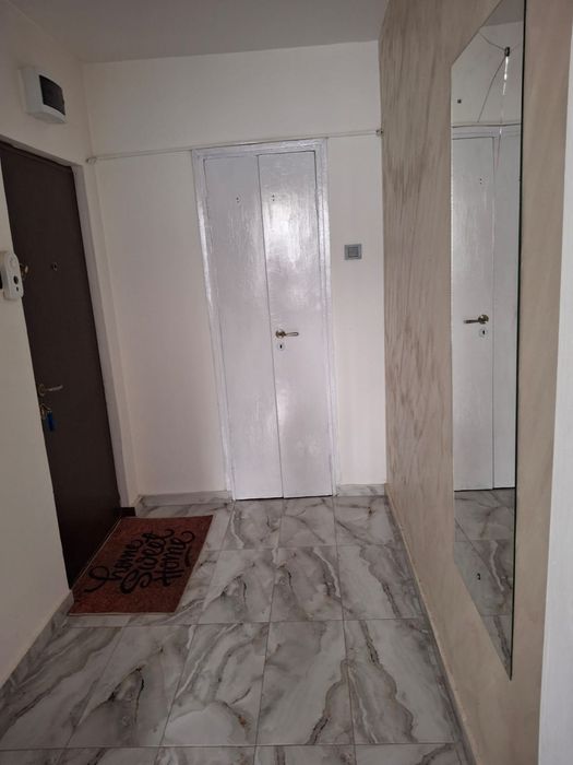 Dau in chirie apartament cu 2 camere, peste drum de Supeco